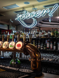 Oplevelse på engelsk sportspub Budapest