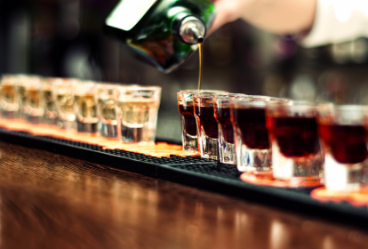 Krakow Barcrawl inkl. 5 vodkashots image 1