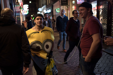 Minion Bar Crawl