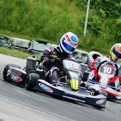 695f7a0bf677987c9ade302ff93567dc-outdoor-karting.jpg image 1