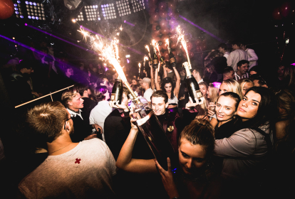 København VIP Natklub - Bord & Drinks (Balkon VIP borde) image 4