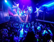 Prag Prag RnB-klubaften - Radost FX - flaskeservice image 3