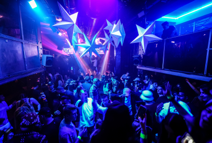 Prag Prag RnB-klubaften - Radost FX - flaskeservice image 3