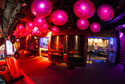 Prag Prag RnB-klubaften - Radost FX - flaskeservice image 6