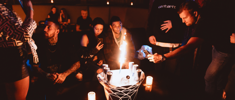 Prag Prag RnB-klubaften - Radost FX - flaskeservice image 1