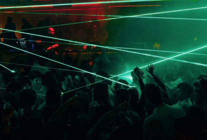 Barcelona Entré til Pacha Club image 8