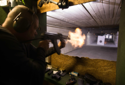 Budapest AK47 Skydning image 1