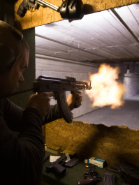 Som på film: Skyd med ægte pistol Berlin