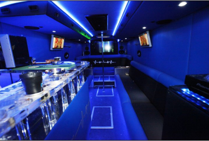 Prag Partybus image 2