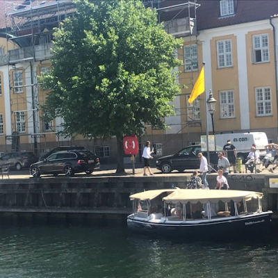 b528a0e1-592b-4d20-aab2-3d27a20a2dd2.jpg image 4