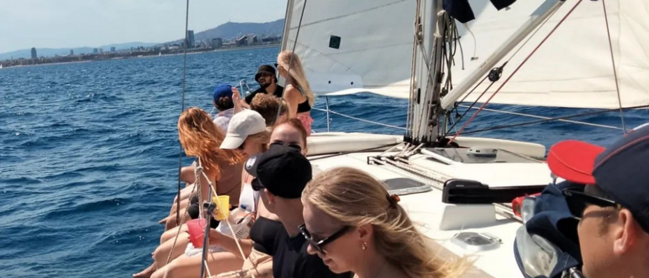 Barcelona Privat sejlbådstur image 1