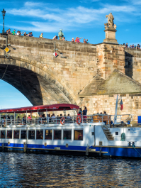 River cruise med frokost Prag