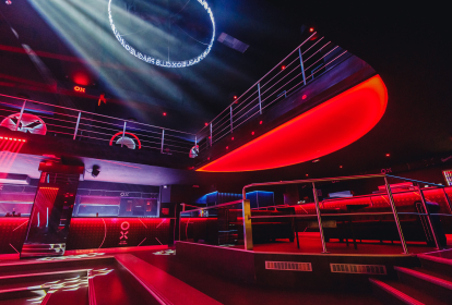 Prag OX Club med bord- og flaskeservice i Silver Zone image 2