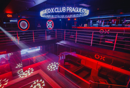 Prag OX Club med bord- og flaskeservice i Silver Zone image 3