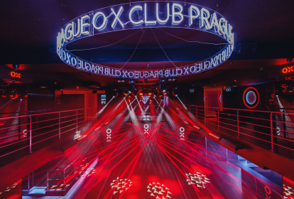 Prag OX Club med bord- og flaskeservice i Silver Zone image 7