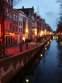 Pubcrawl i Red Light District Amsterdam