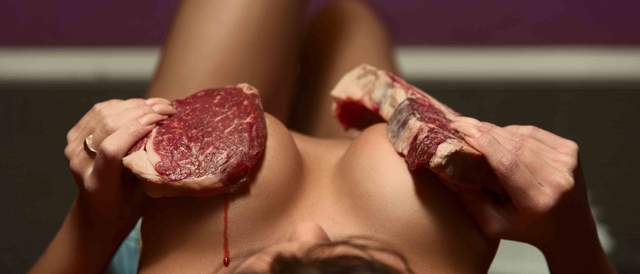 Prag Bøf & Bryster image 1