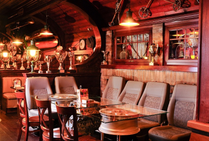 Budapest Bøf & Bryster image 2