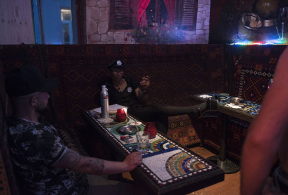 Amsterdam Middag med Drag Queen image 1