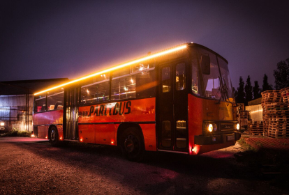 Budapest Vild Partybus, Barguide & Strip image 1